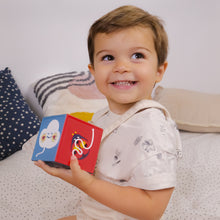 Carica l'immagine nel visualizzatore di Gallery, Il Cubo favoloso